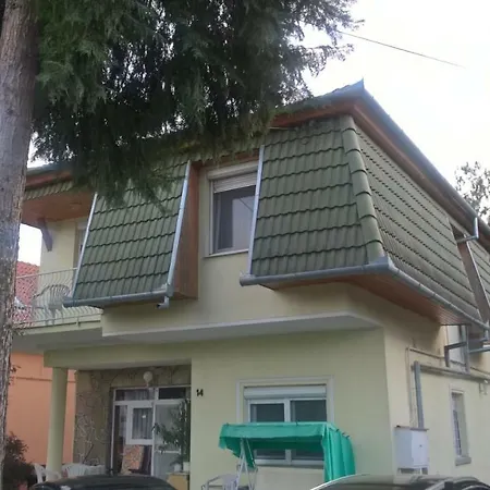 Nyirfa Utca 14 公寓 佐洛卡罗斯